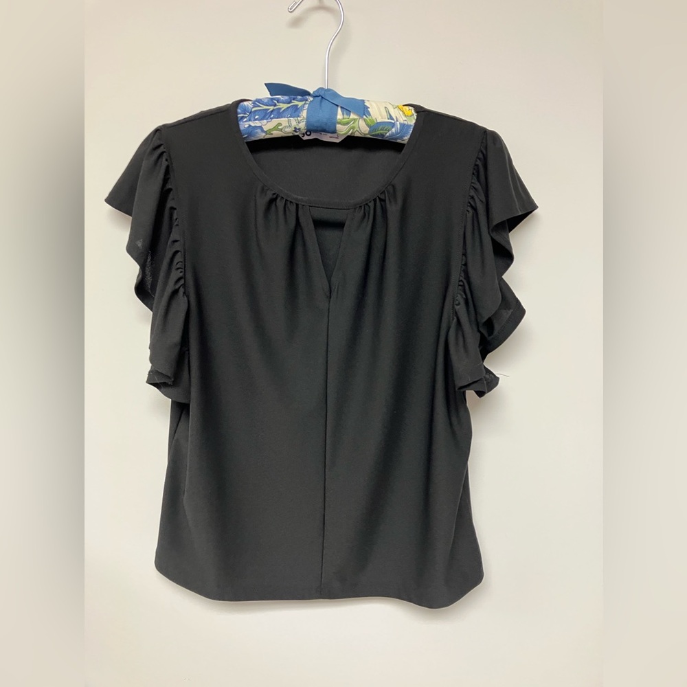 So Good for Life, Elegant Black Ruffle Sleeve Top, L